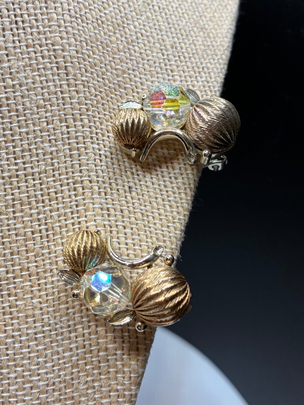 Vintage lisner bead clustered clip on earrings with gold tone ribbed melon beads